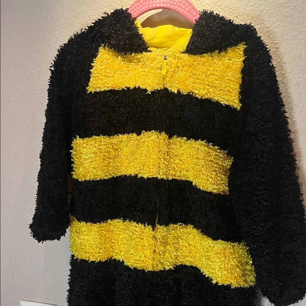 Bumblebee Halloween Costume for Kids Size 4T - Picture 3 of 9